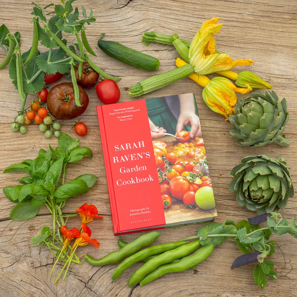 Sarah Raven Garden Kochbuch signiertes Hardcover 450 Rezepte