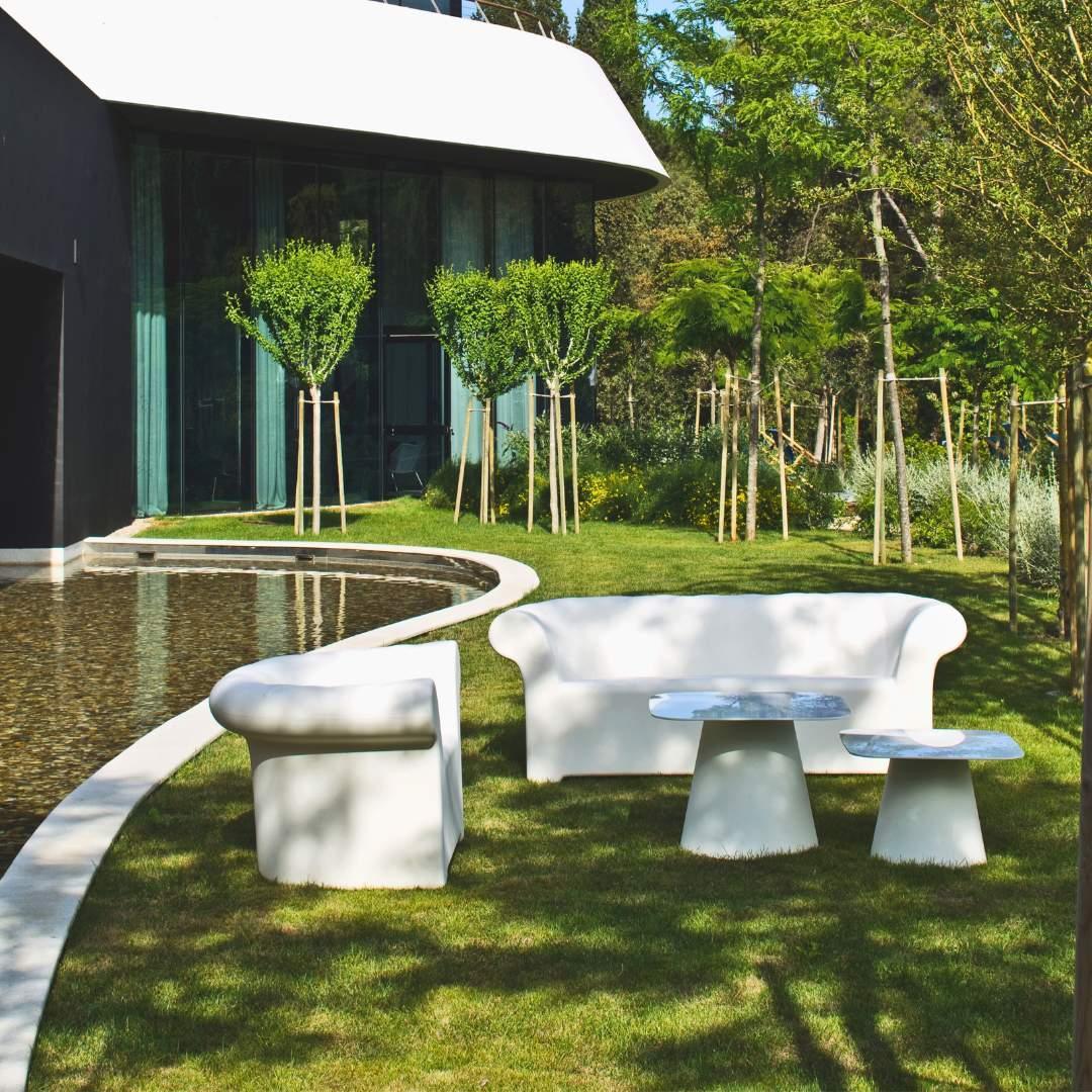 Serralunga Sirchester Sofa Gartensofa Weiß Chester-Design
