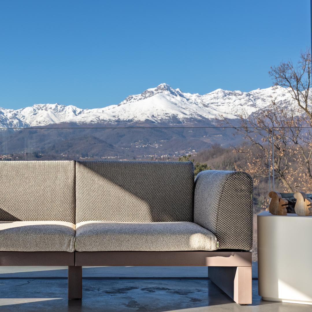 Serralunga Riviera Sofa 2-Sitzer Castoro mit Armlehne