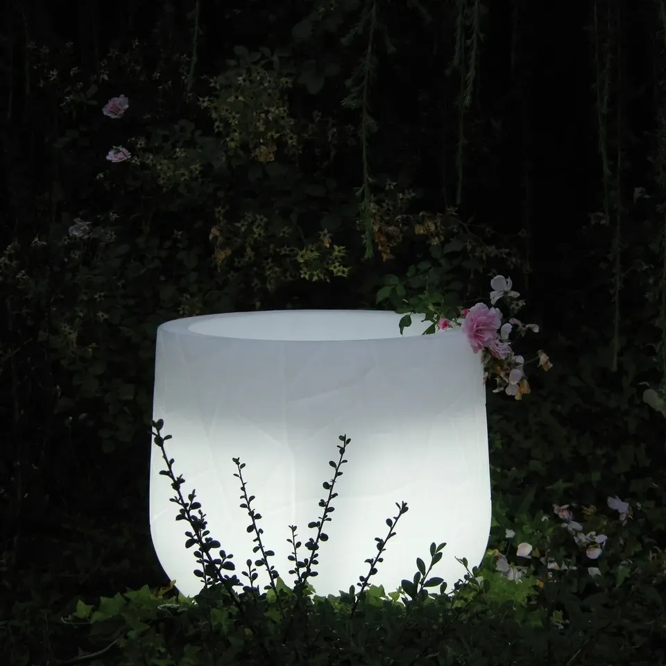 Serralunga Lighting Memory Pot Pflanztopf RGB 52 cm