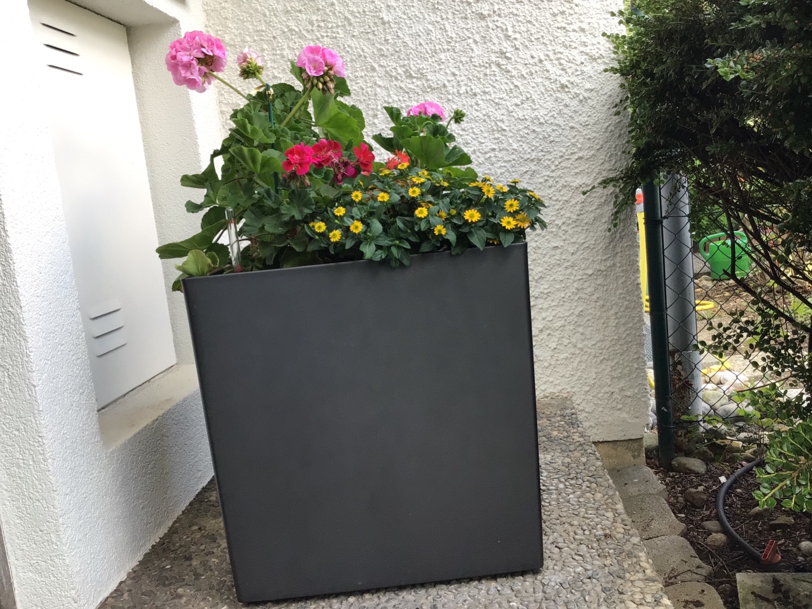 Lechuza Cube Premium 40 Pflanzwürfel Weiß Hochglanz 40cm Bewässerung