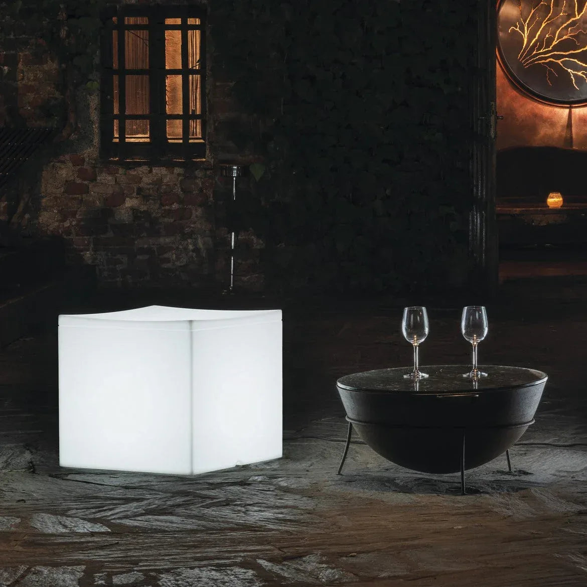 Serralunga Lounge Cube Hocker Weiß 37 cm mit Licht Kabel