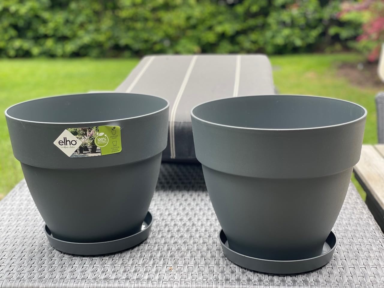 elho Vibia Rund 30 Blumentopf anthrazit 2er Set außen