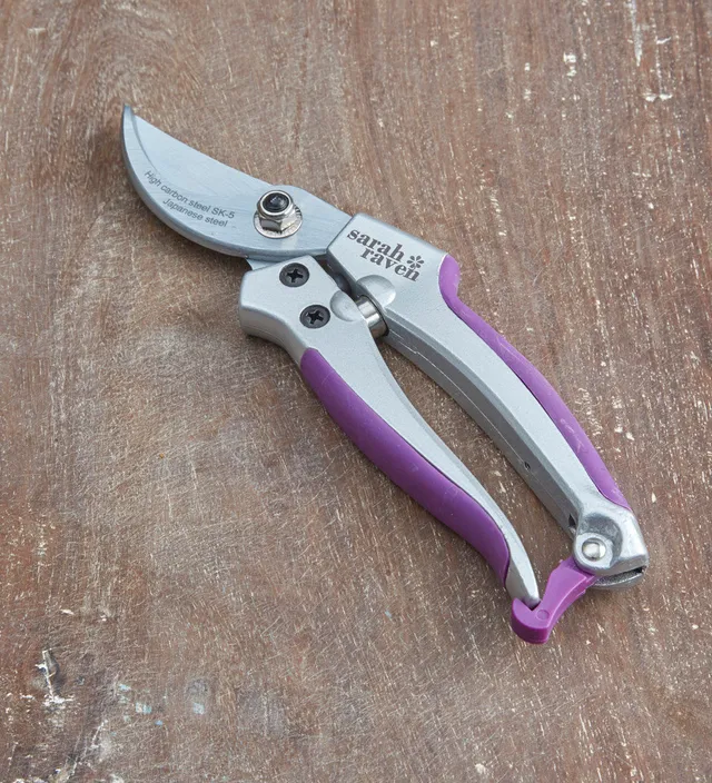 Sarah Raven Gardening Secateurs Gartenschere Lila 20 cm Bypass