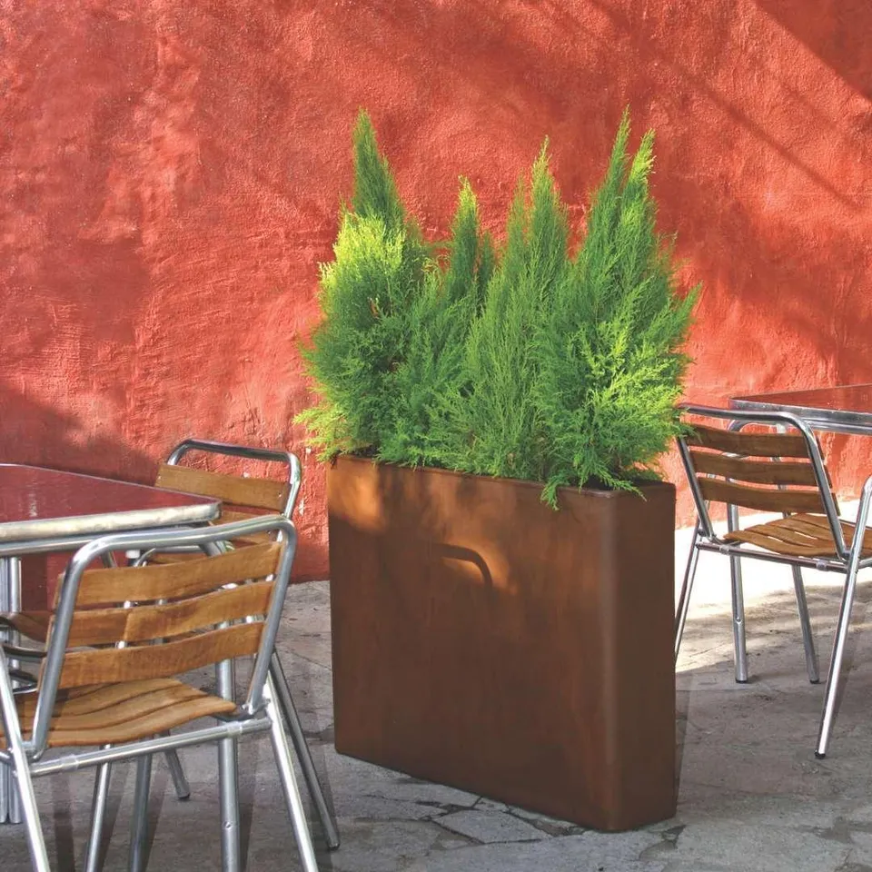 Serralunga O/E Pflanztrog Corten Rechteckig