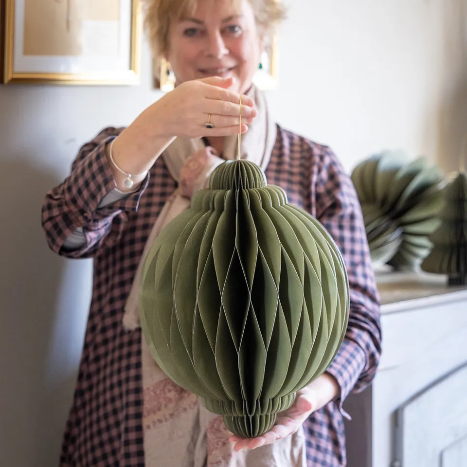 Sarah Raven Papierkugeln Weihnachtsdeko klein 3er Set grün
