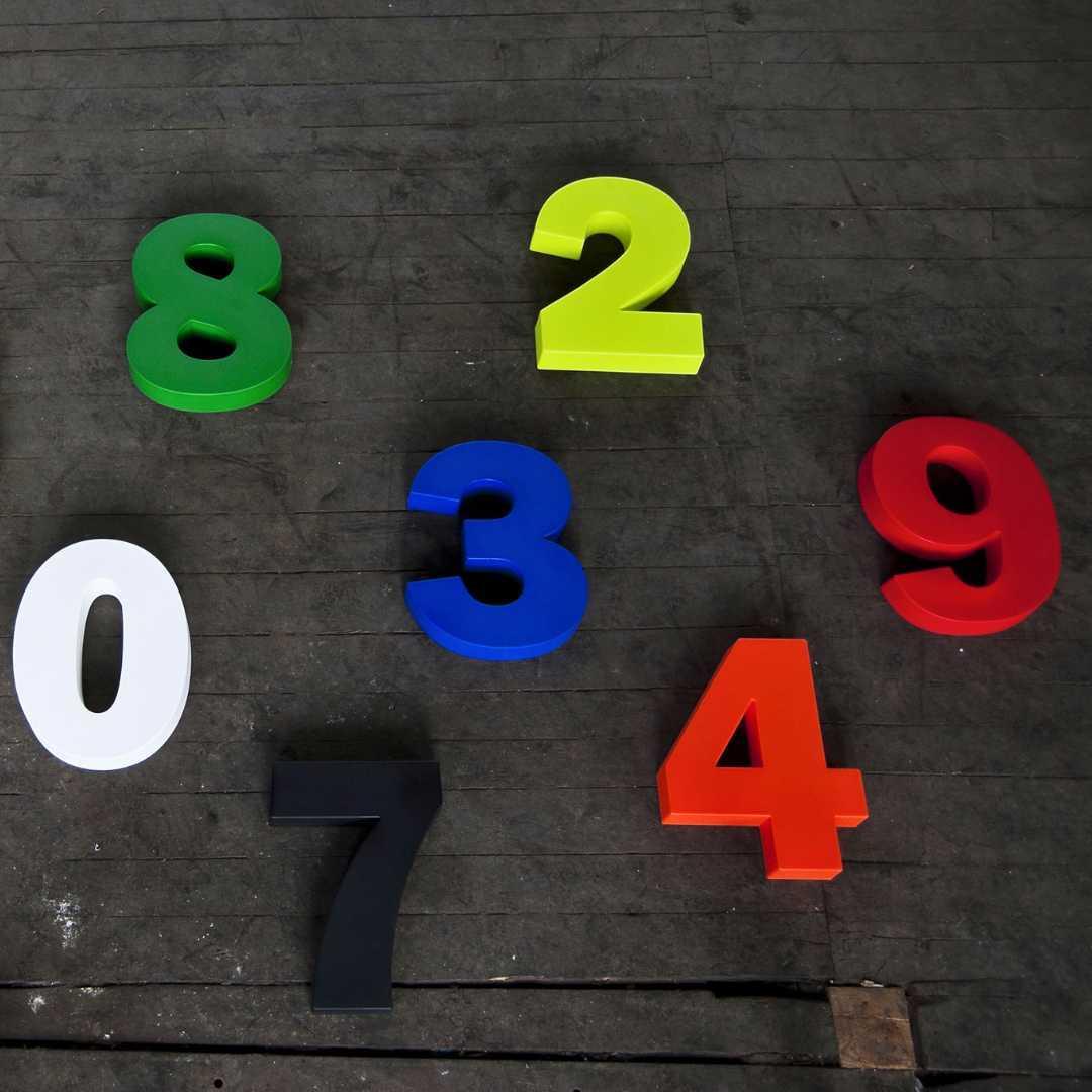 Serralunga Bingo Deko Zahl Weiß Nr.1 für Wand