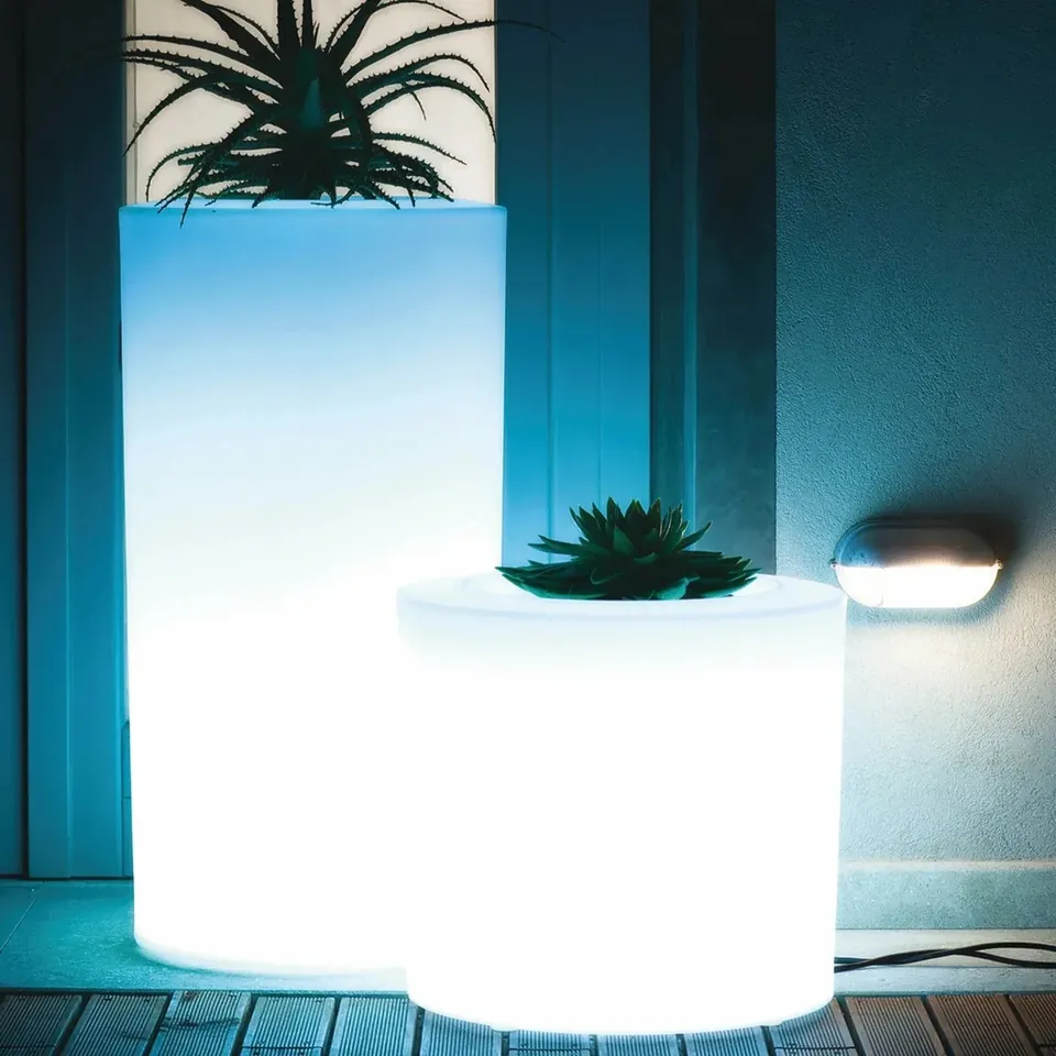 Serralunga Tubini Pflanztopf Weiß Licht 46x46x90