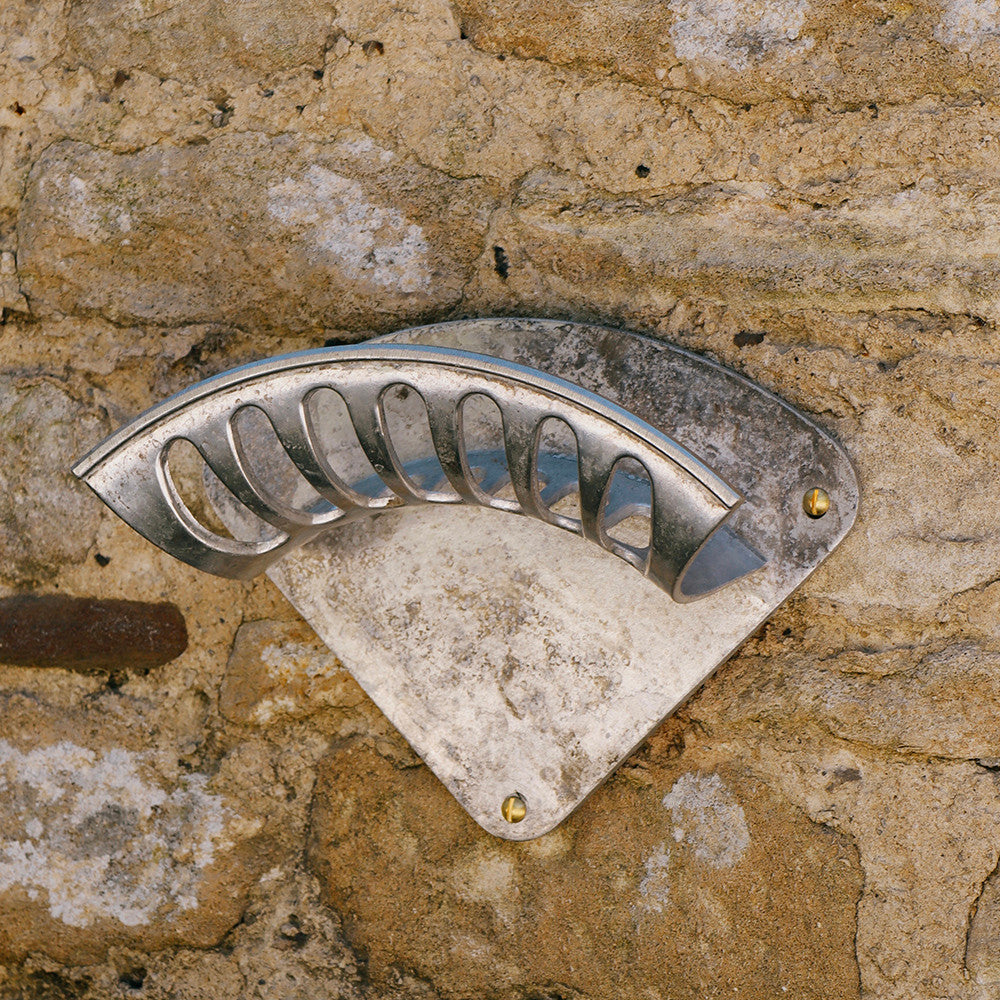Sarah Raven Claverton Hose Wall Mount Schlauchhalter Alu 26,8cm