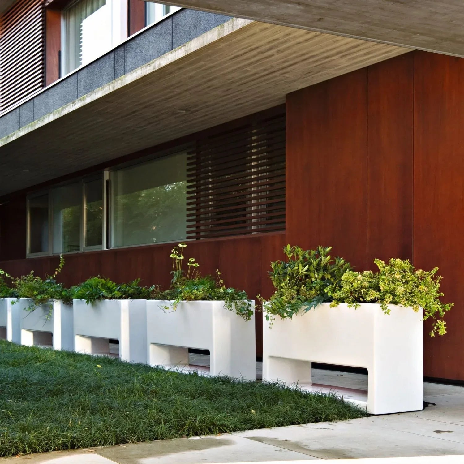 Serralunga Planters Lluna 110 Pflanztopf Lackiert Weiß