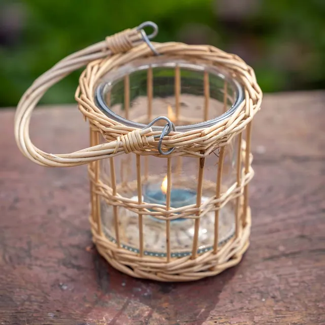 Sarah Raven Inside or Out Windlicht Glas Rattan Teelicht