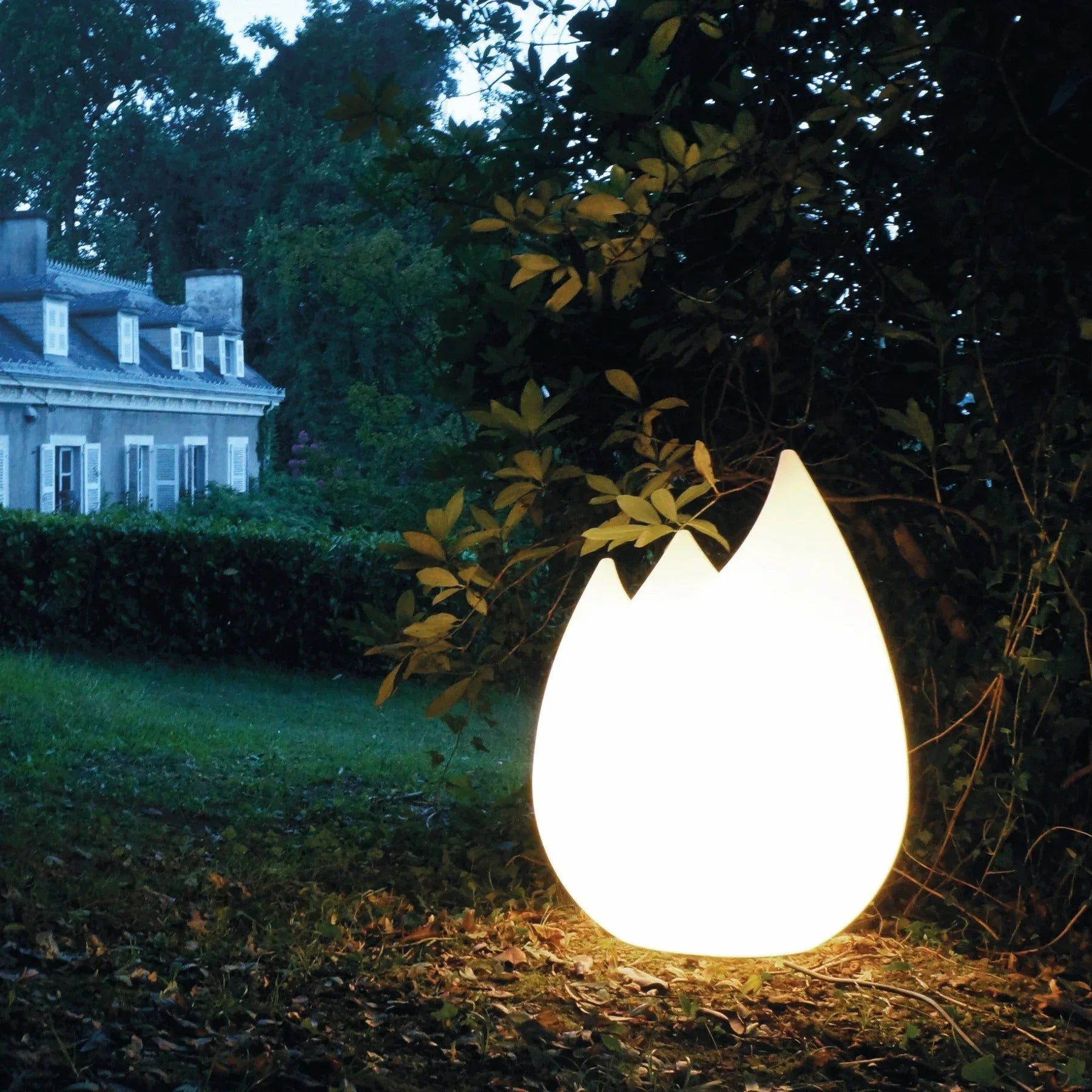 Serralunga Lighting Flame Stehlampe Weißlicht Outdoor