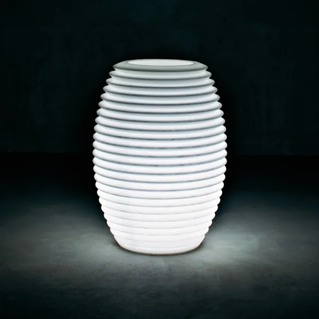 Serralunga Top Pot Pflanztopf mit Licht RGB Kabel transluzent