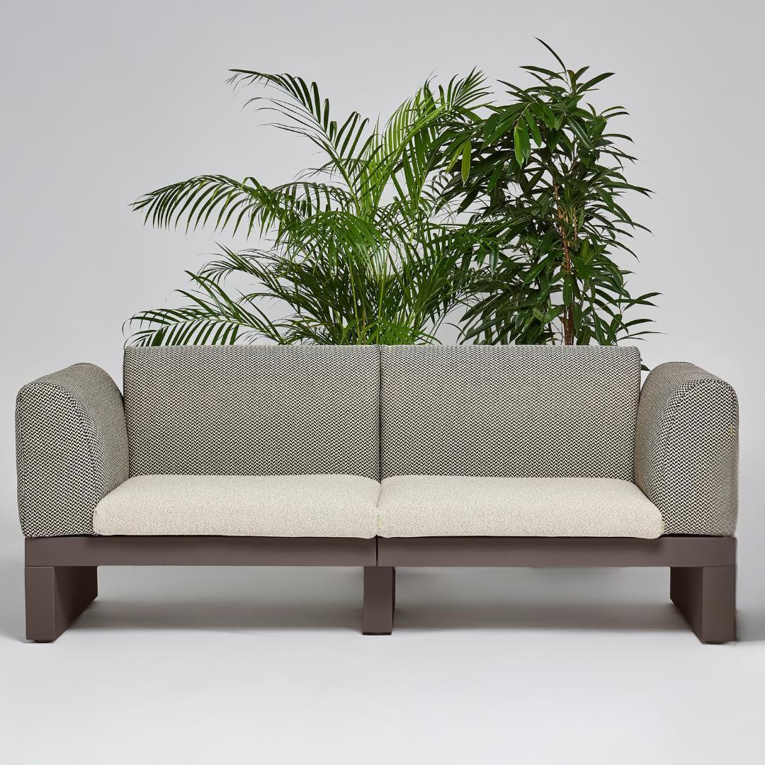 Serralunga Riviera Sofa 2-Sitzer Castoro mit Armlehne