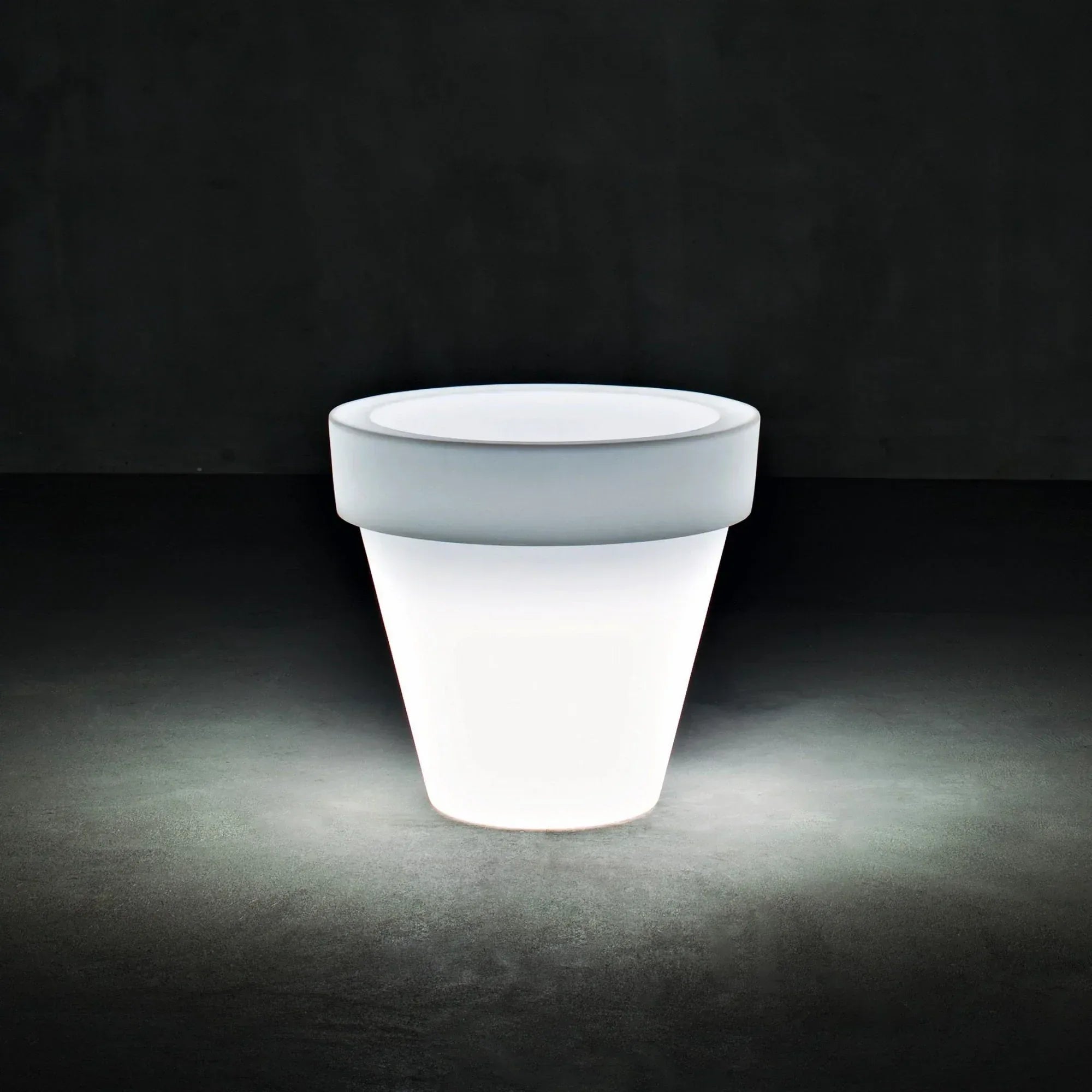 Serralunga Vas-Three Pflanztopf mit Licht RGB 60cm neutral