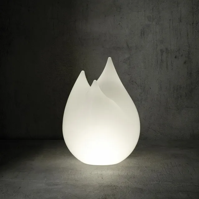 Serralunga Lighting Flame Stehlampe Weißlicht Outdoor
